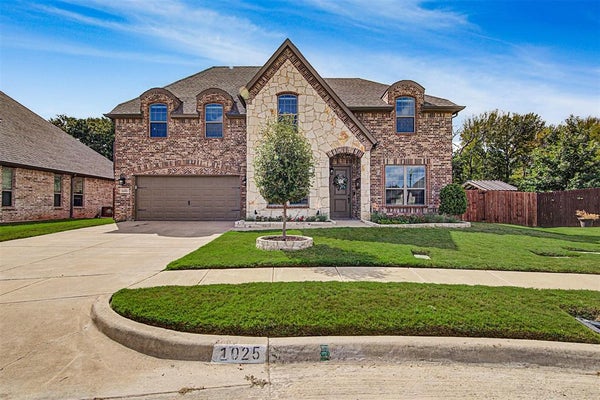 1025 WHITETAIL CT, JOSHUA, TX 76058 - Image 3f12b59eec2fb1d04bf2c353e3606e06/1661122663