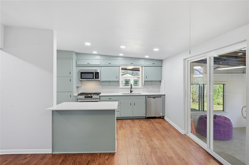 Lake Worth Leases Add - Residential