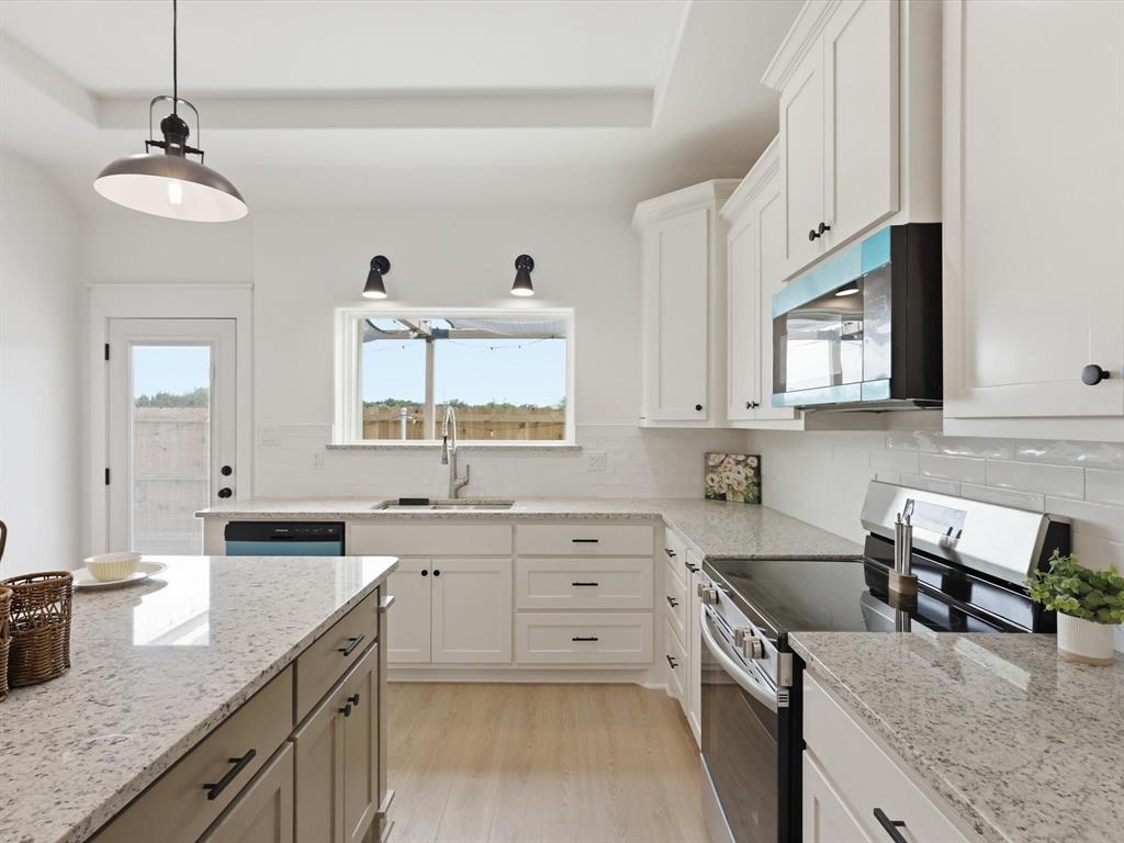 CANYON CREEK V UNIT 9 - Residential