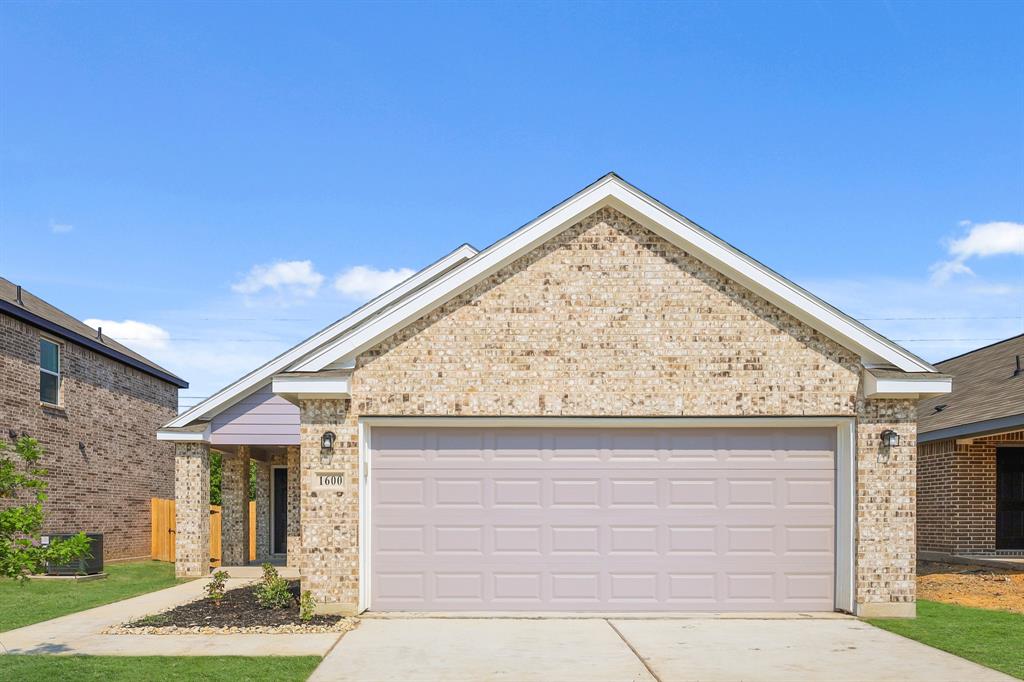 Christian Meadows - Residential