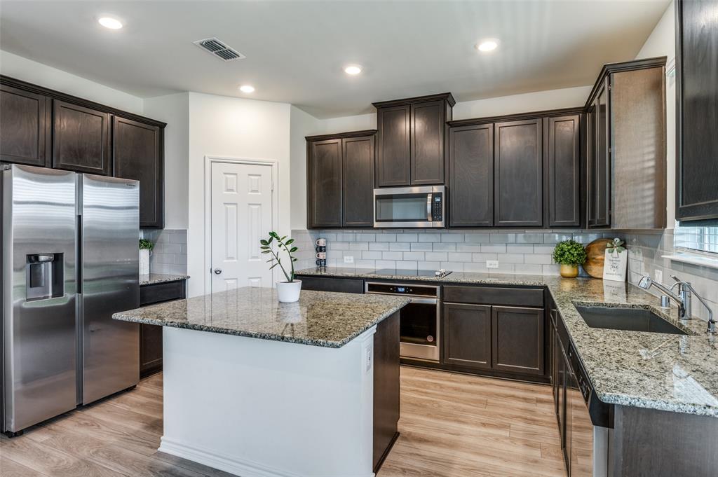 3652 Highland Bayou Drive
