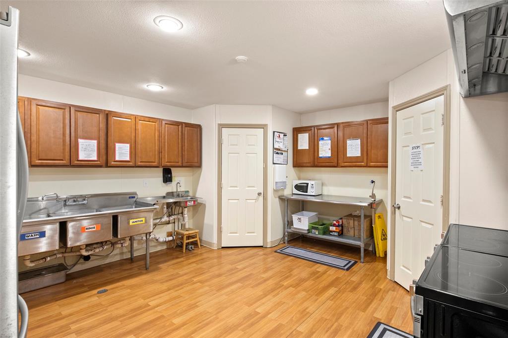 Chapparal Valley - Commercial Sale