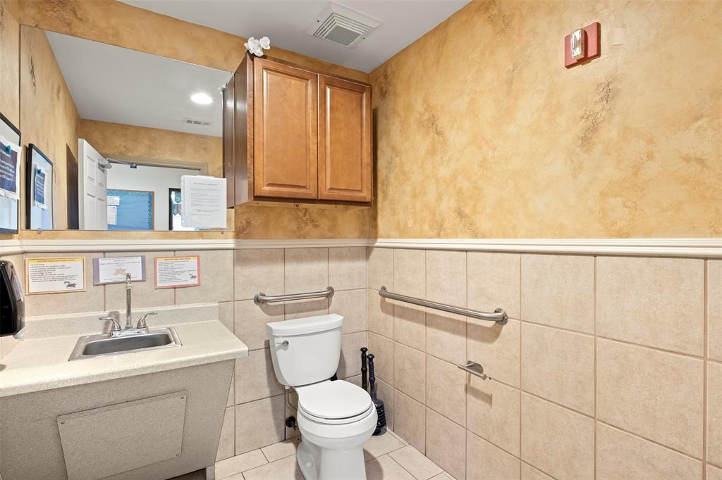 Chapparal Valley - Commercial Sale