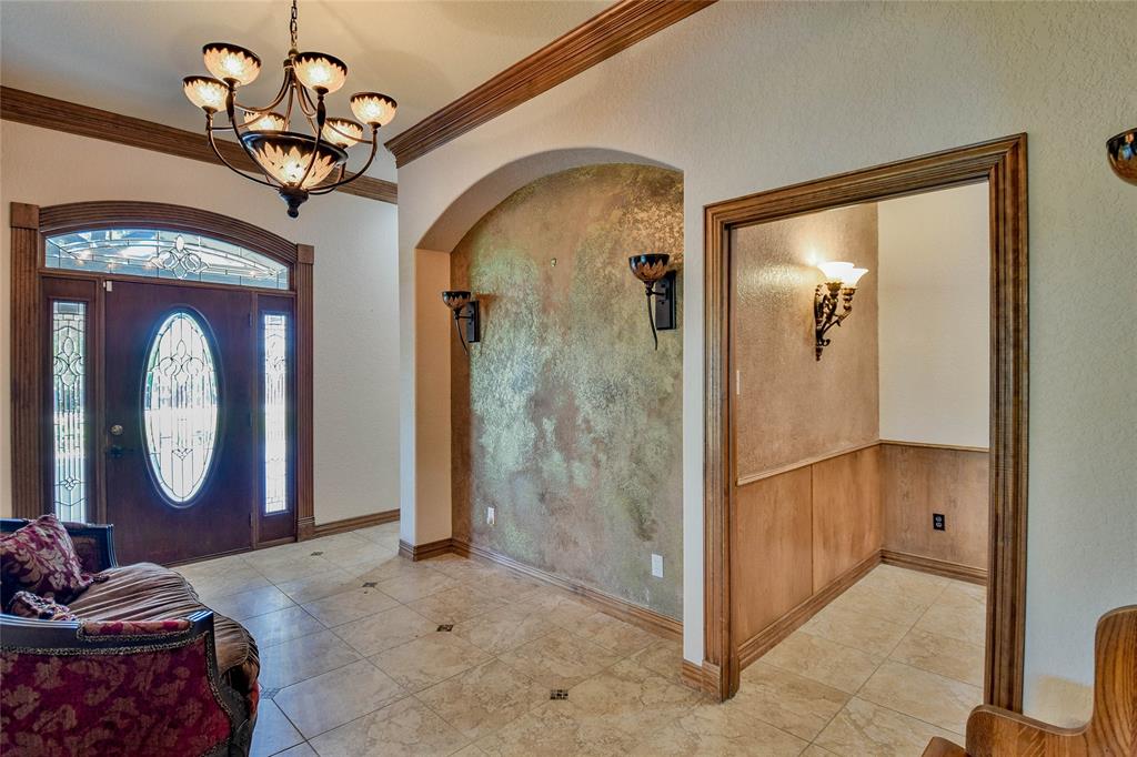 2318 Weatherford Highway