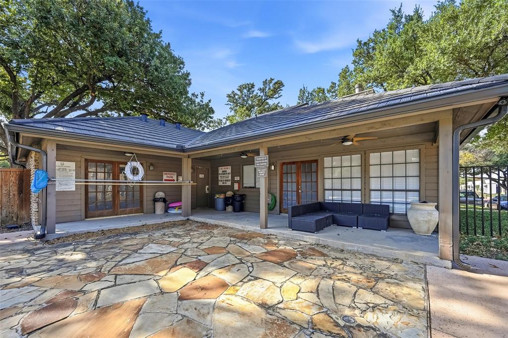 Richardson Crossing Condo - Residential