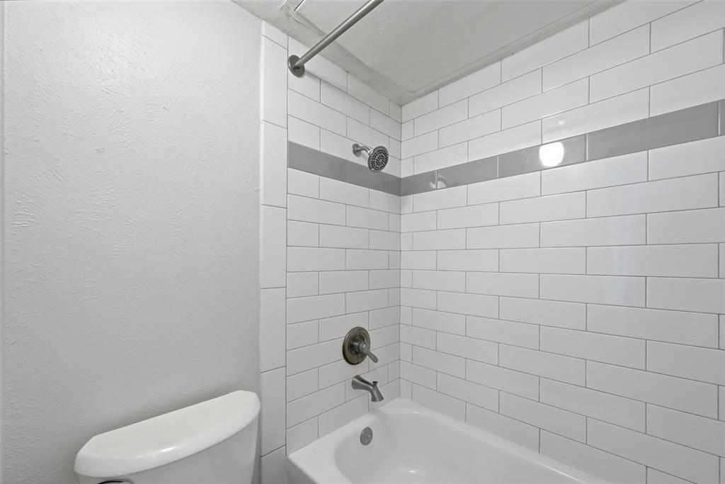 Richardson Crossing Condo - Residential