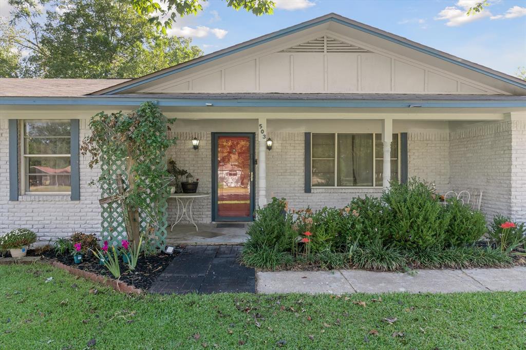 503 S Houston Street