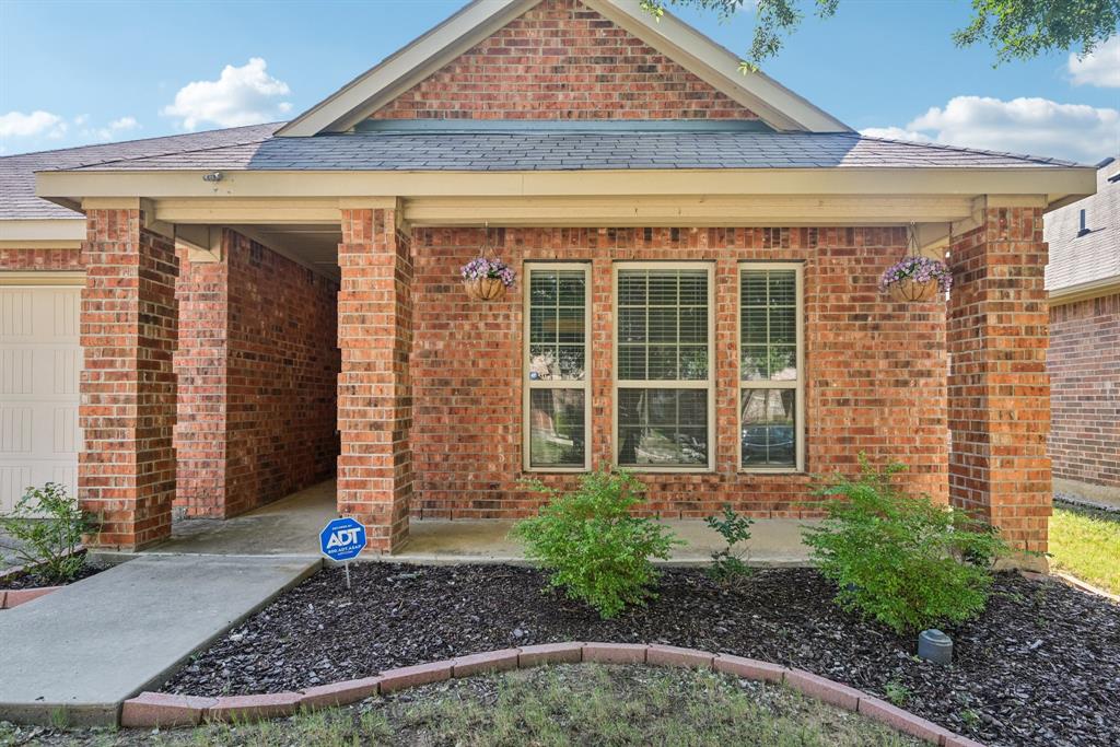 1405 Hawk Valley Drive