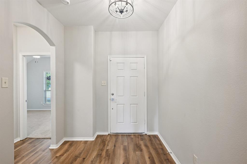 1405 Hawk Valley Drive