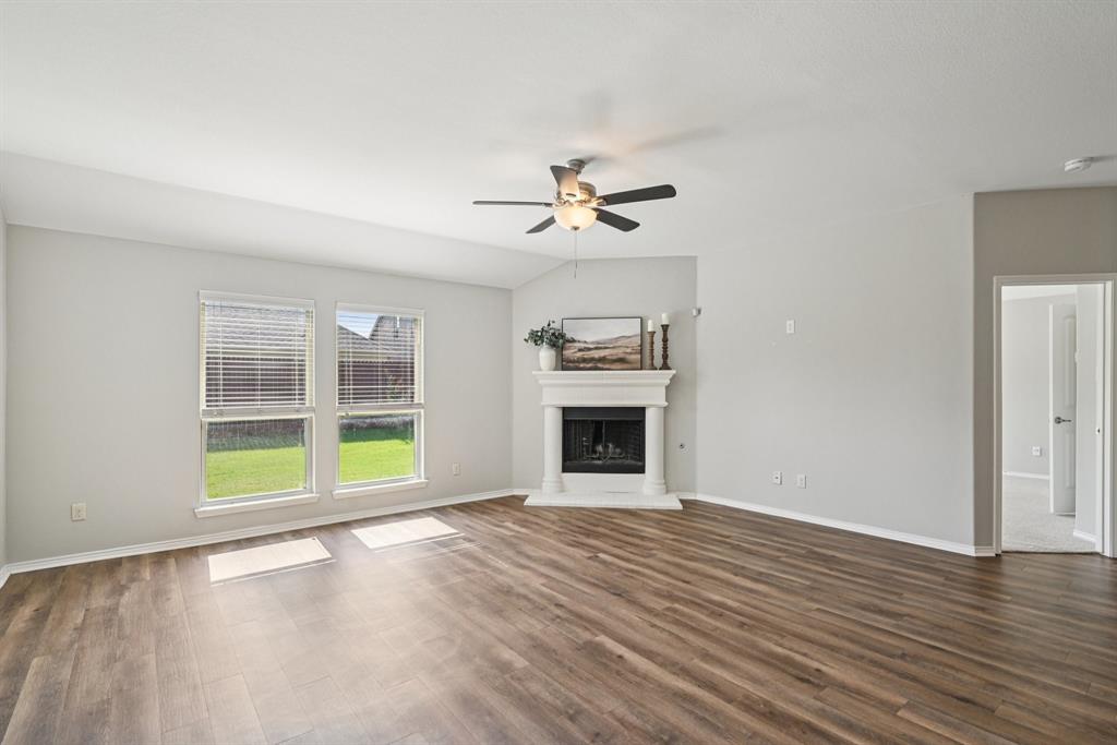 1405 Hawk Valley Drive