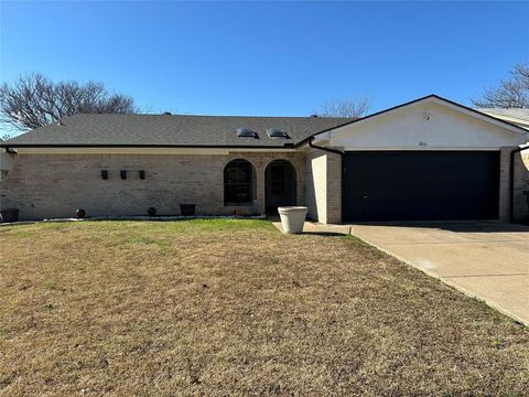 1806 Briar Meadow Drive Arlington TX 76014
