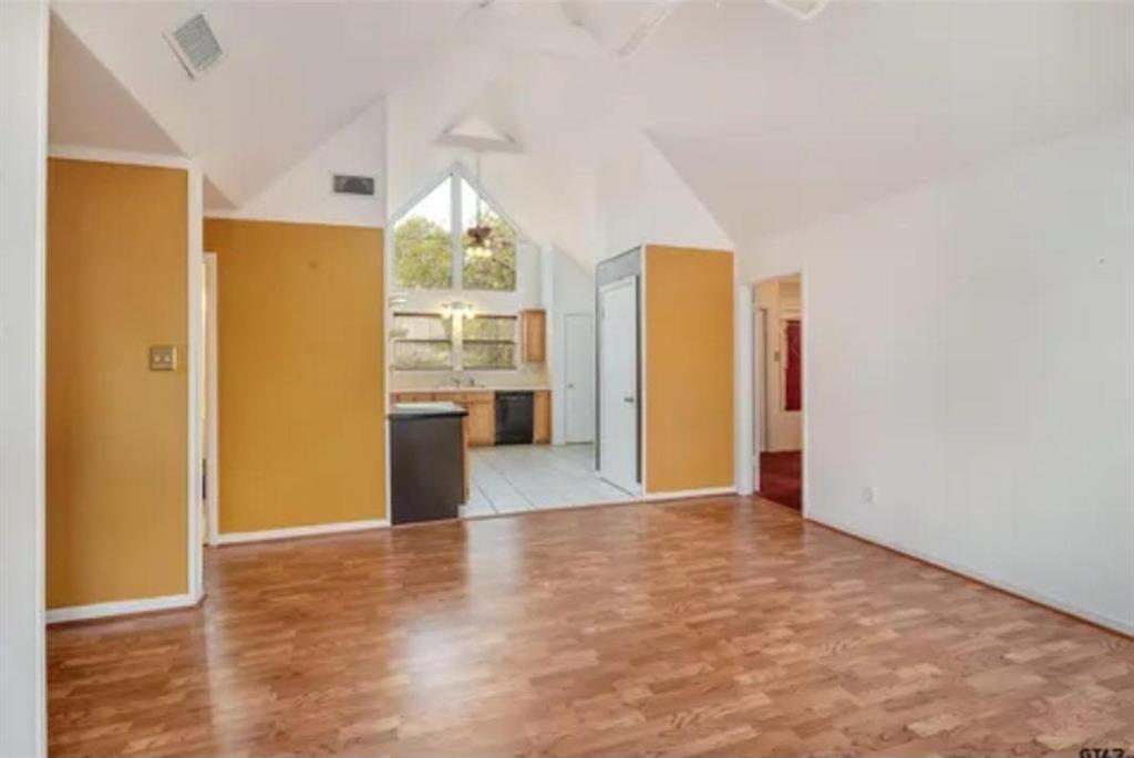 Holly Lake Ranch - Residential