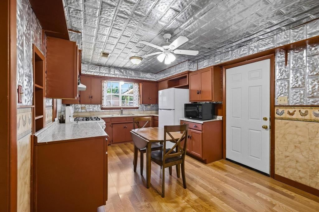 309 Elm Street