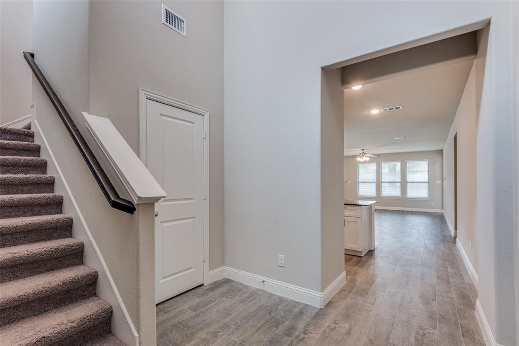 921 Waterview Drive