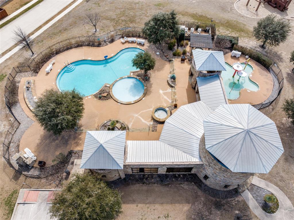 Live Oak Creek - Residential