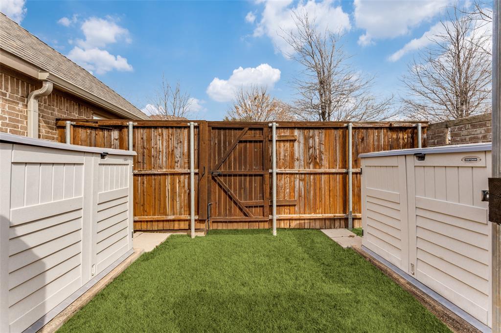 Live Oak Creek - Residential