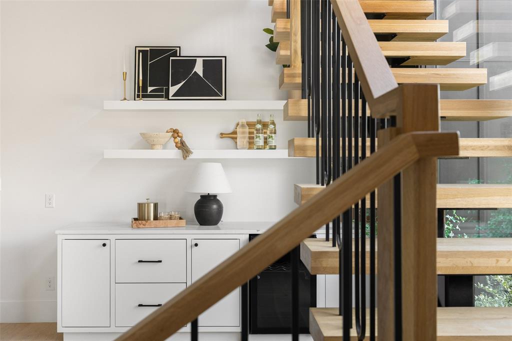 BEL AIRE ESTATES NO 1 - Residential