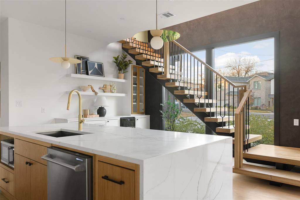 BEL AIRE ESTATES NO 1 - Residential