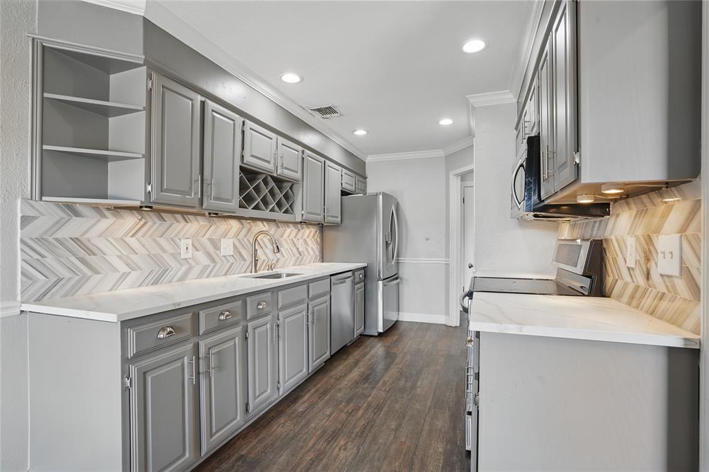 Lewisville, Texas 75067, United States, 3 Bedrooms Bedrooms, ,2 BathroomsBathrooms,Residential,Active,203540