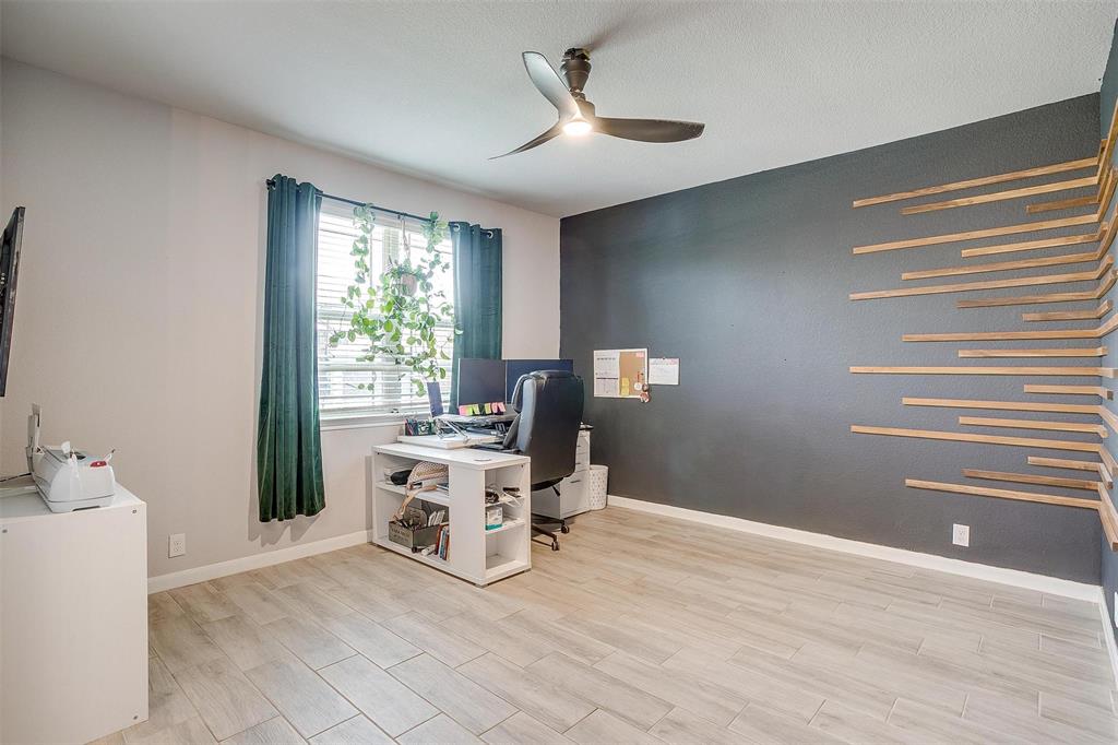 1112 Goldenrod Drive