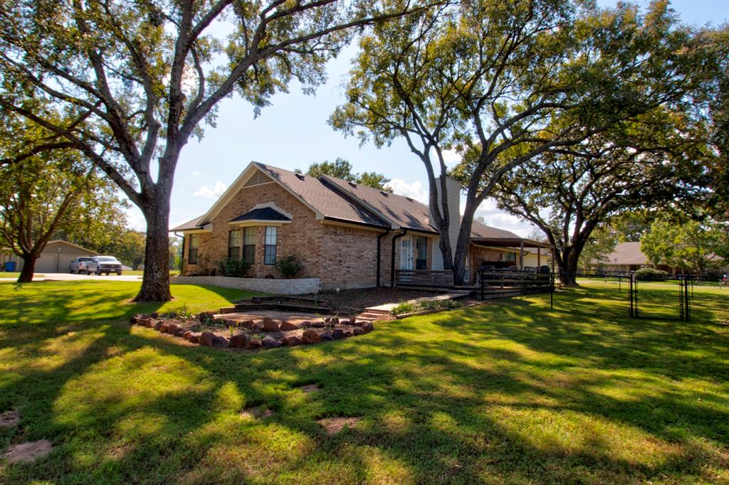 Lake Kiowa - Residential