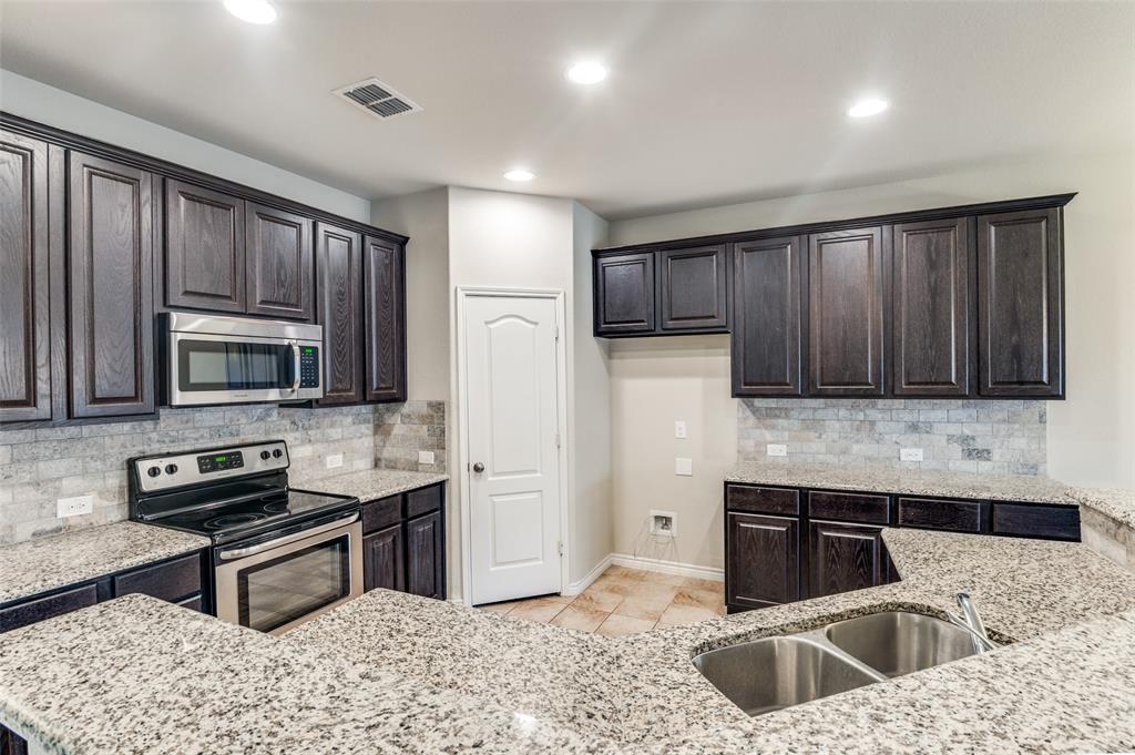 Mountain Hollow 01 - Residential