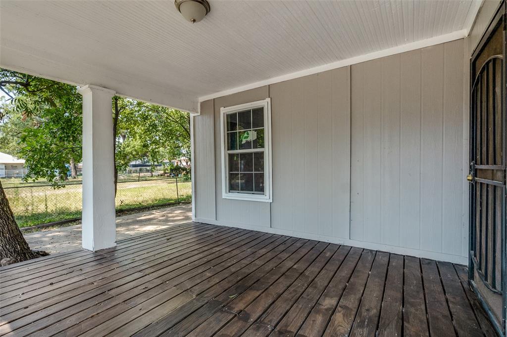 3607 Metropolitan Avenue