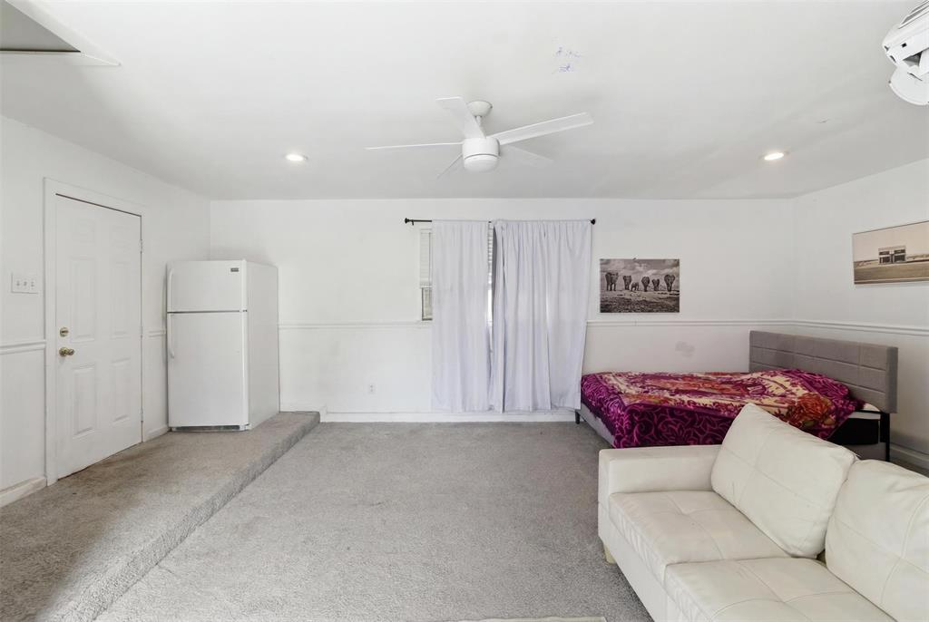 2729 Posey Drive
