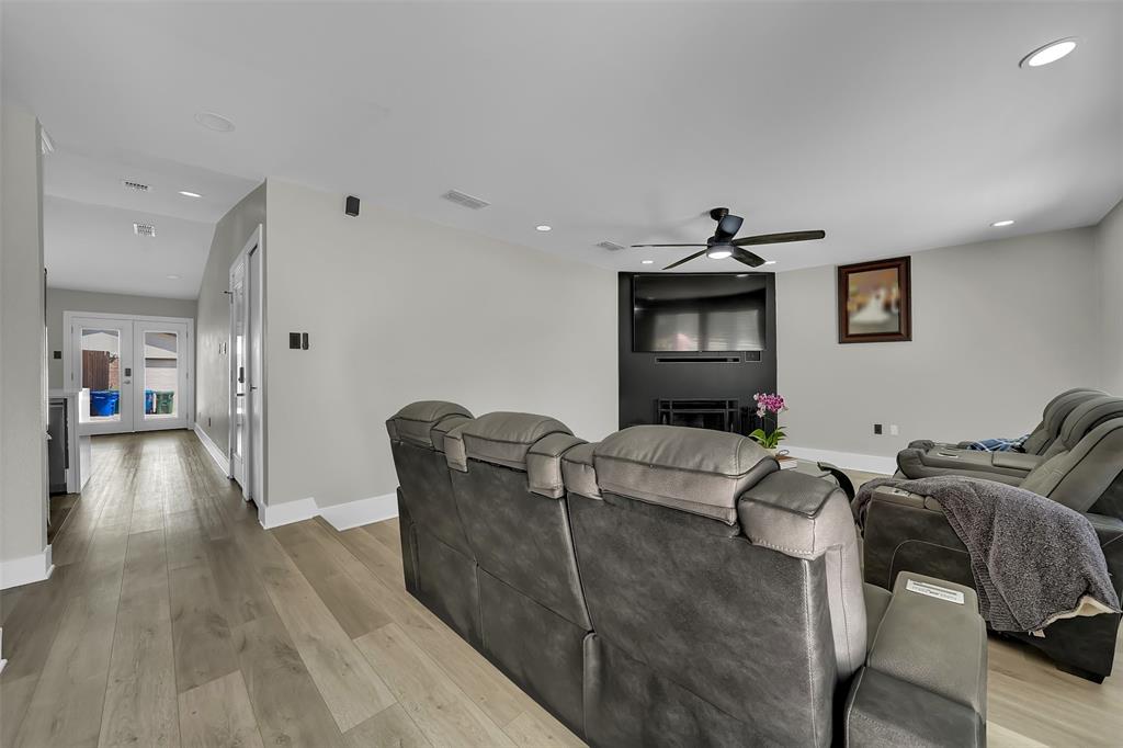 1015 E Peters Colony Road