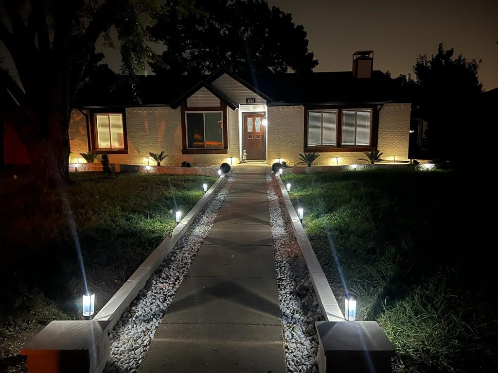 1015 E Peters Colony Road