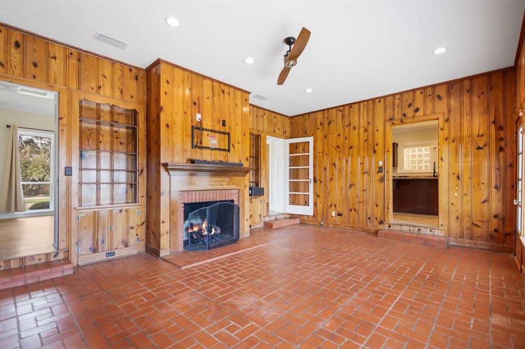 J Smith - Residential