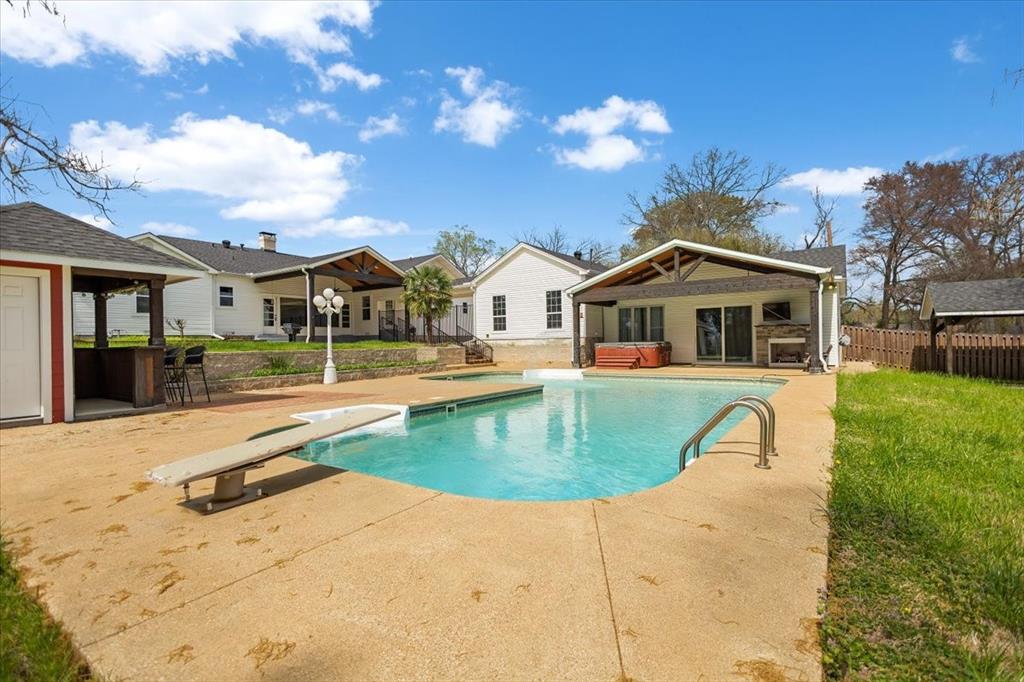 J Smith - Residential