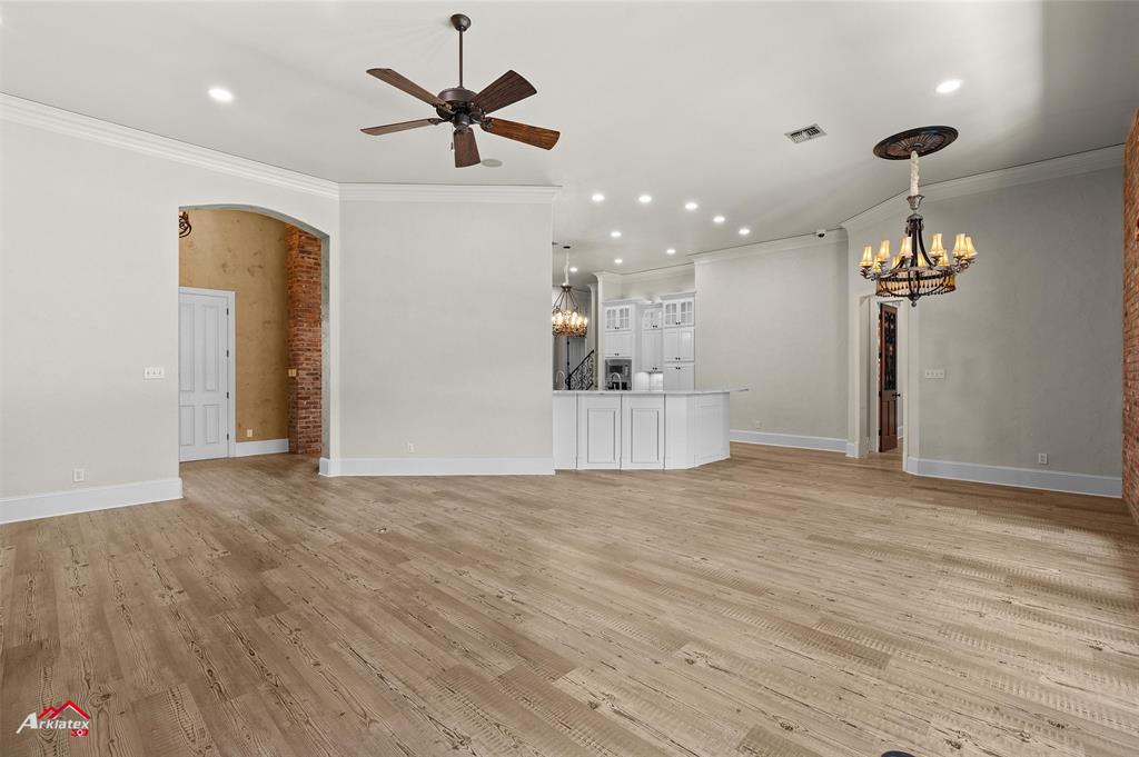 Oak Alley - Residential