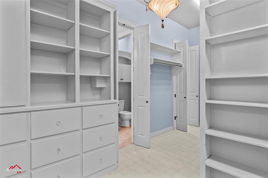 Oak Alley - Residential