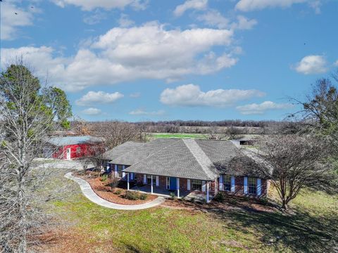 A home in Sulphur Springs