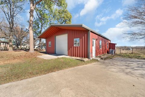 A home in Sulphur Springs