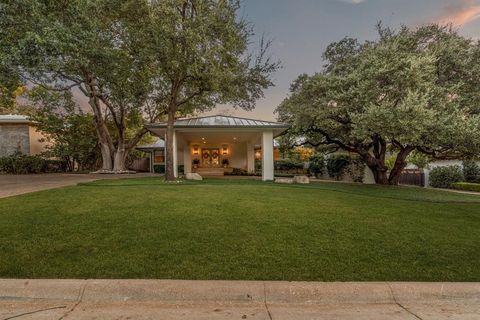 5849 Merrymount Road Westover Hills TX 76107