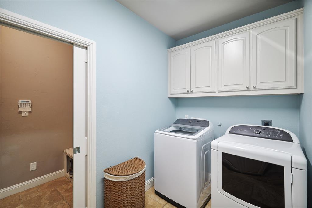 Wolf Creek Estate - Residential