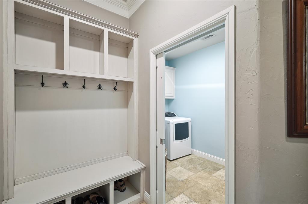 Wolf Creek Estate - Residential