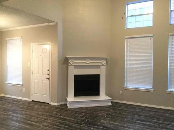 Hollywood Park Rev - Residential Lease