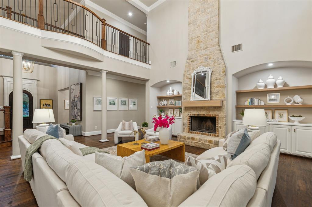549 Round Hollow Lane