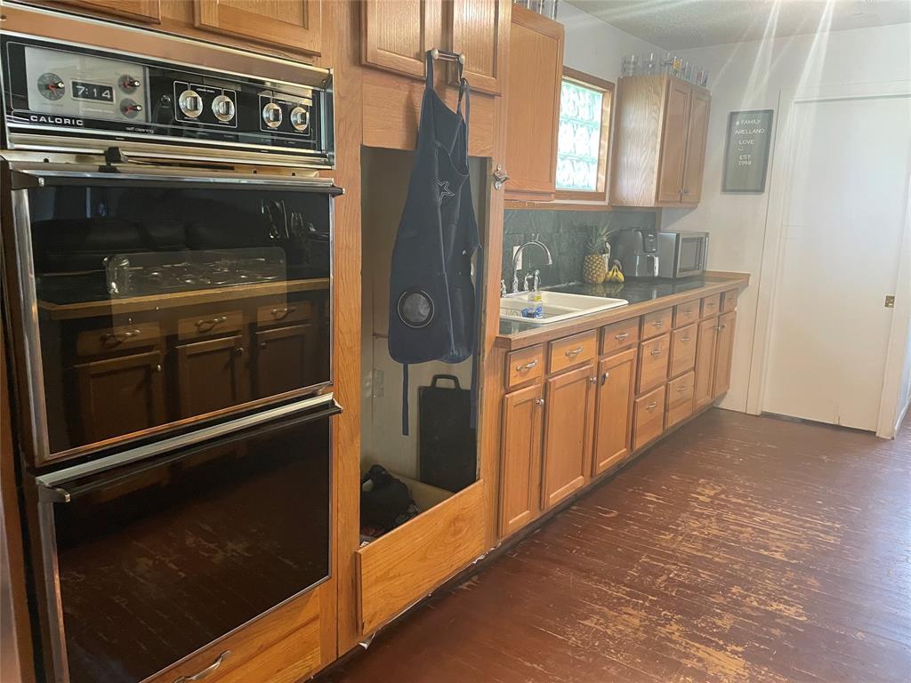 308 Woodhaven Boulevard