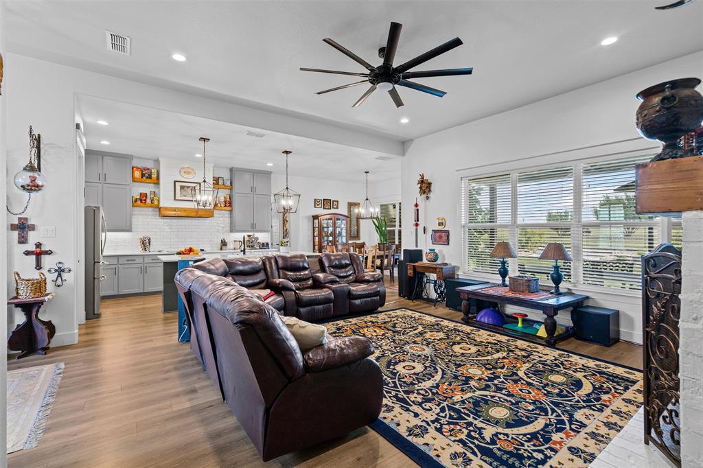 Eagles Bluff - Residential