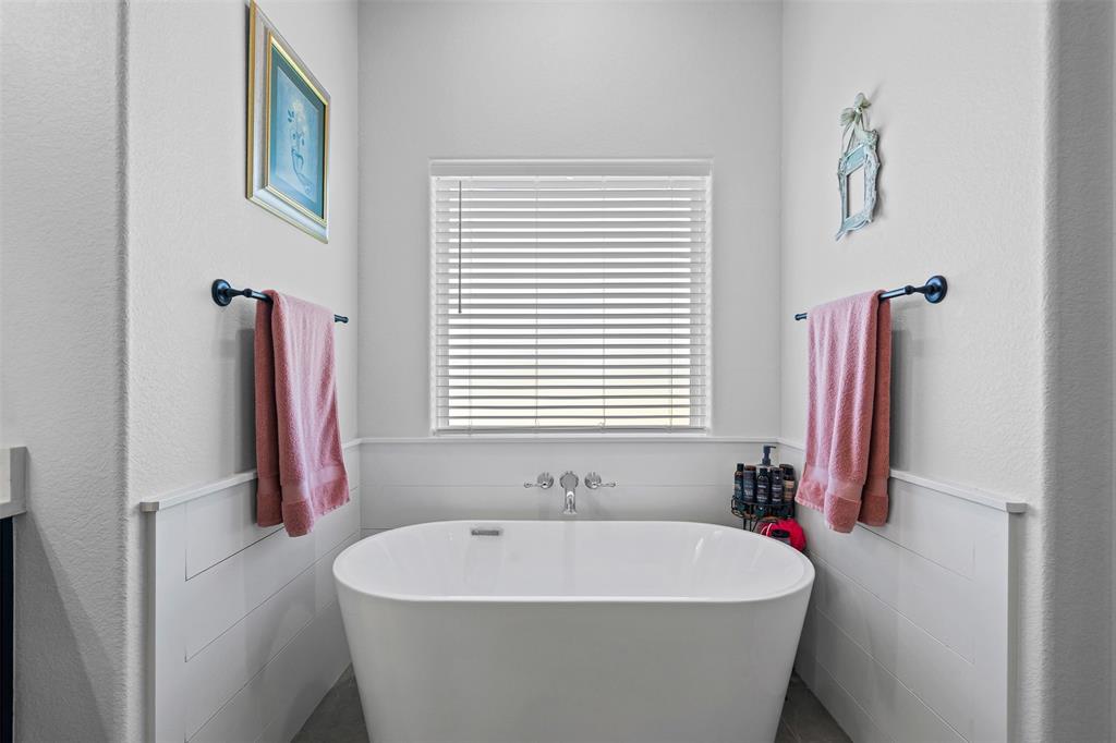 Eagles Bluff - Residential
