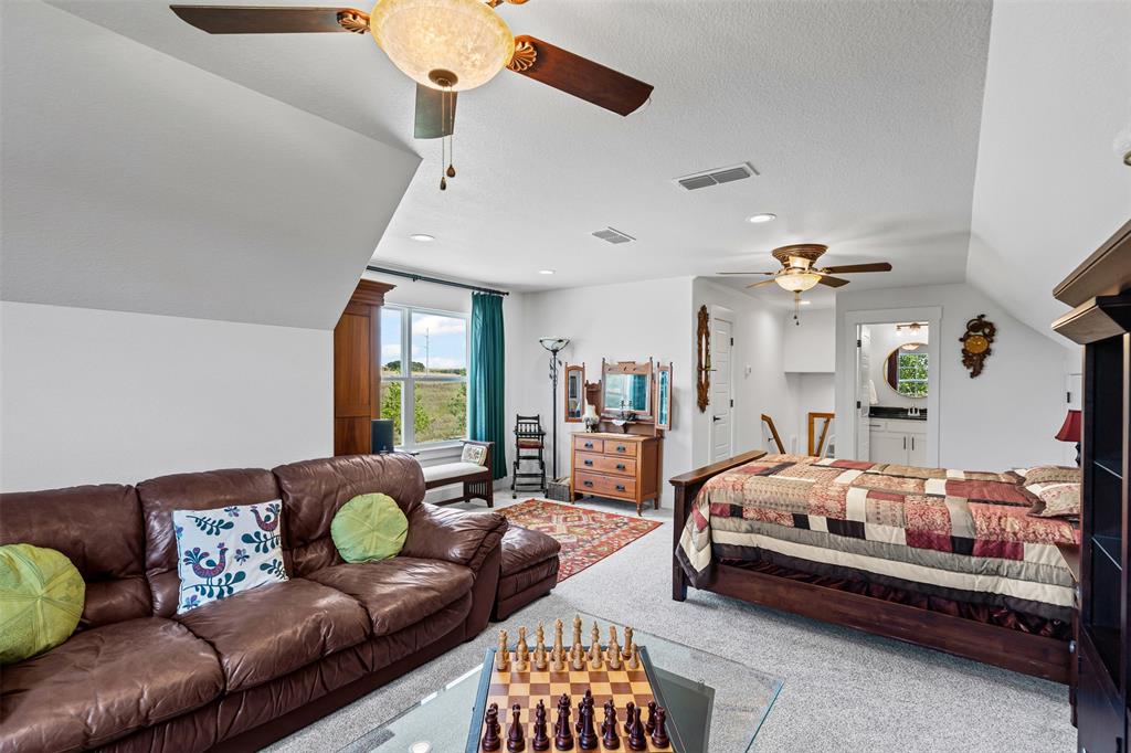 Eagles Bluff - Residential