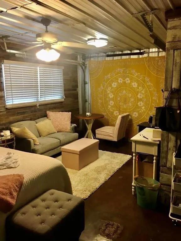 Bluebonnet Hills - Residential Lease