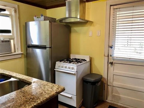 Tiny photo for 3301 Rogers Avenue, Fort Worth, TX 76109 (MLS # 20916822)