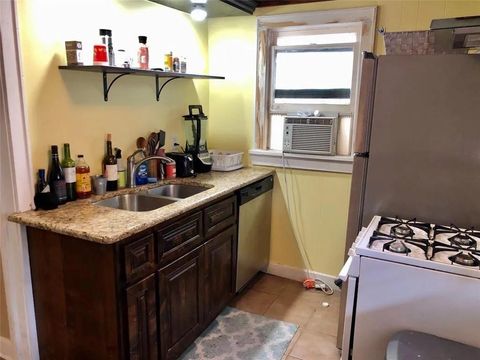 Tiny photo for 3301 Rogers Avenue, Fort Worth, TX 76109 (MLS # 20916822)