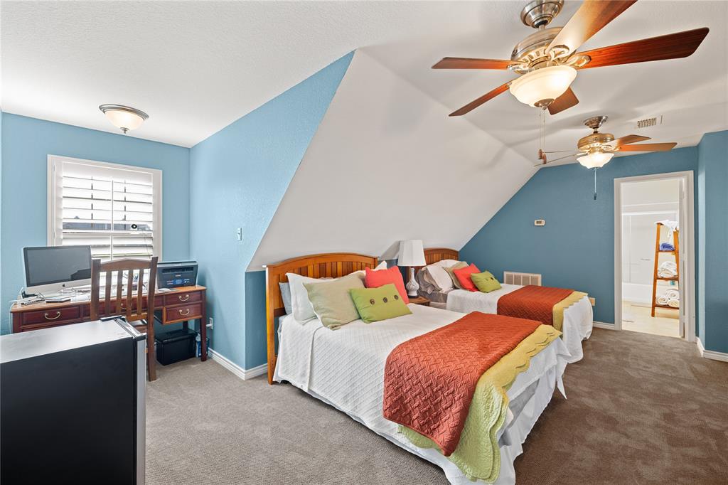 Eagle Point Condos - Residential