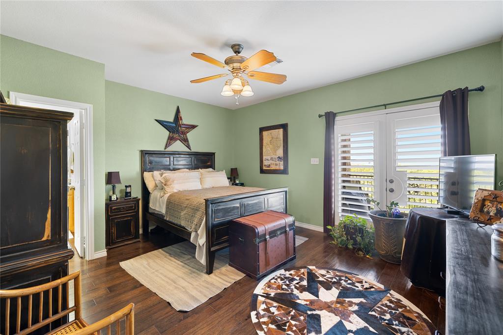 Eagle Point Condos - Residential